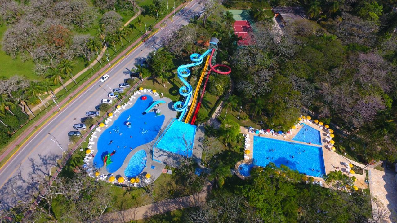 Hotel Termas Do Lago グラバタウ エクステリア 写真