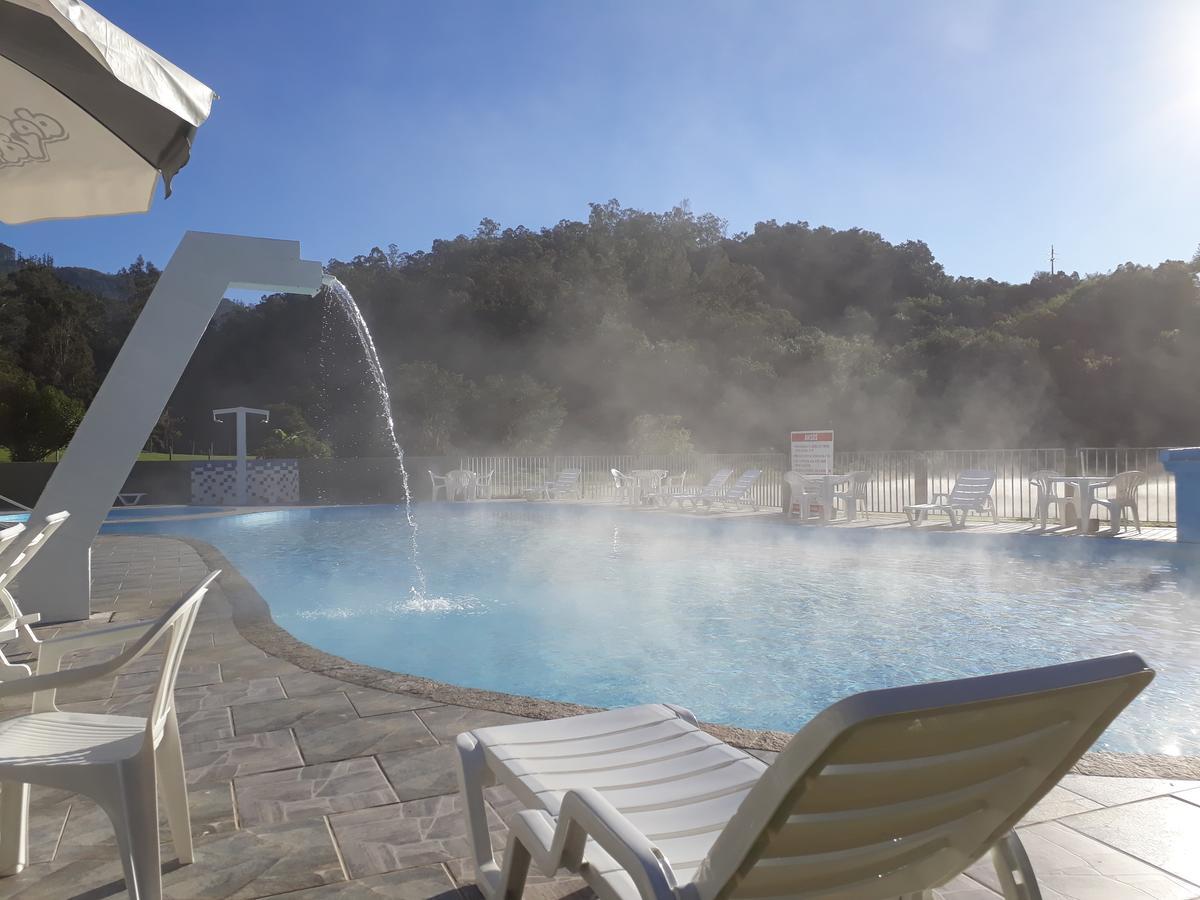 Hotel Termas Do Lago グラバタウ エクステリア 写真