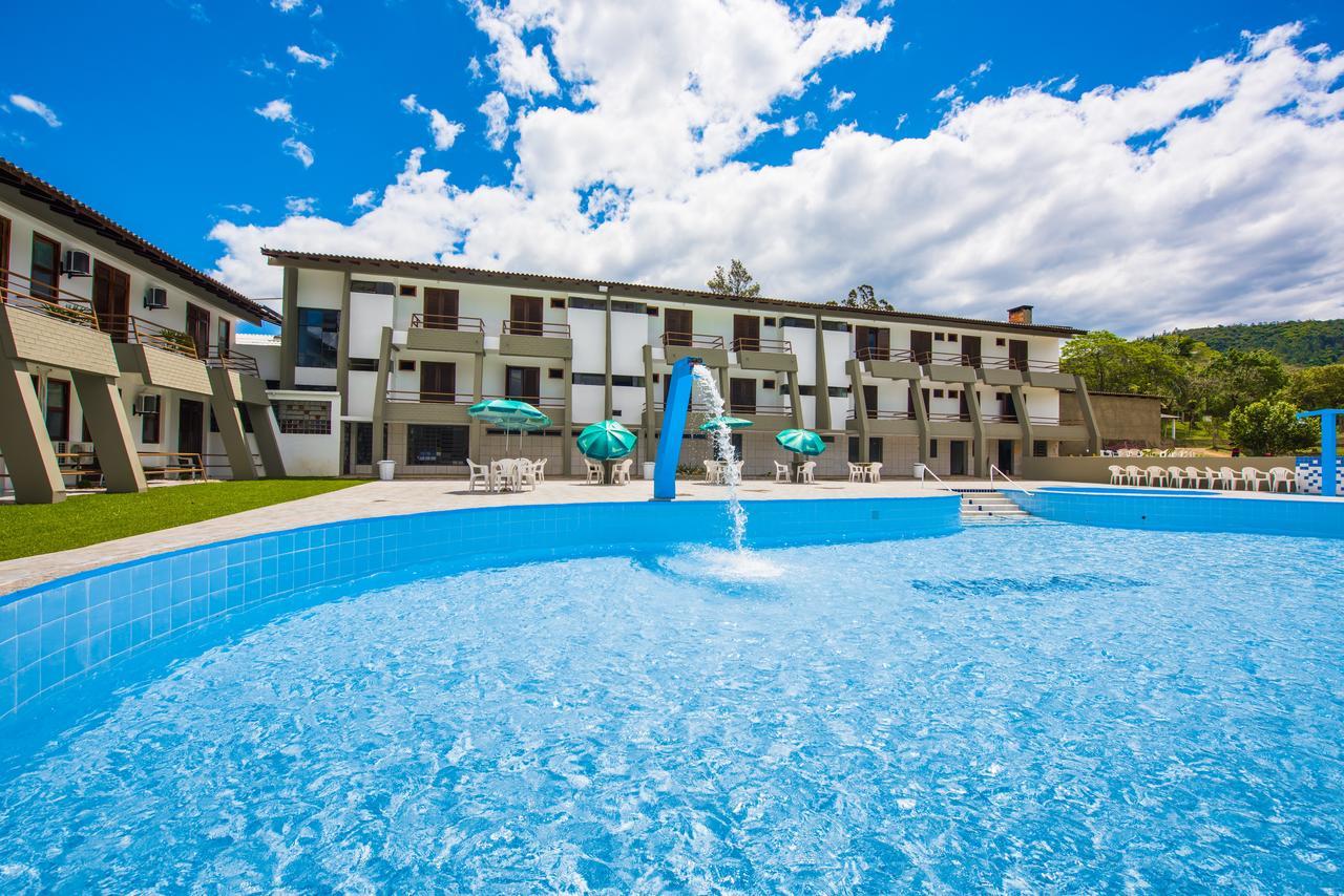 Hotel Termas Do Lago グラバタウ エクステリア 写真