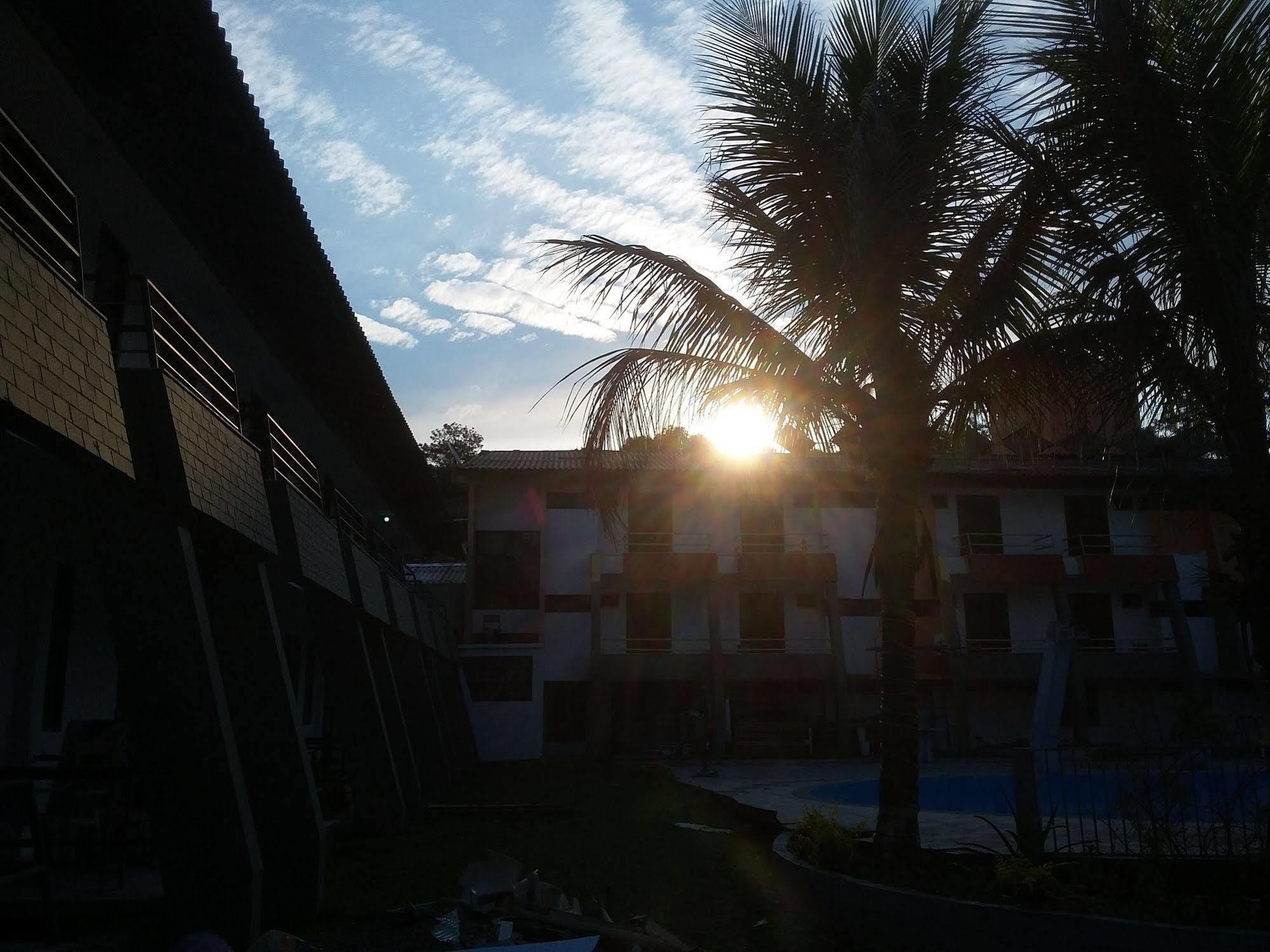 Hotel Termas Do Lago グラバタウ エクステリア 写真